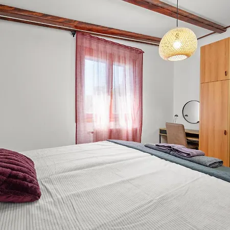 3 Bedroom Awesome In *