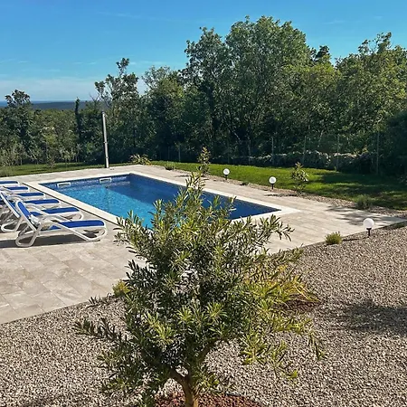 3 Bedroom Awesome In