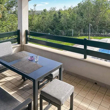 Holiday home 3 Bedroom Awesome In Trgetari
