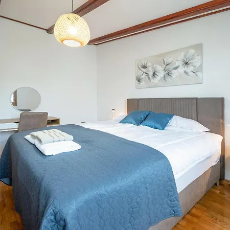 Holiday home 3 Bedroom Awesome In *